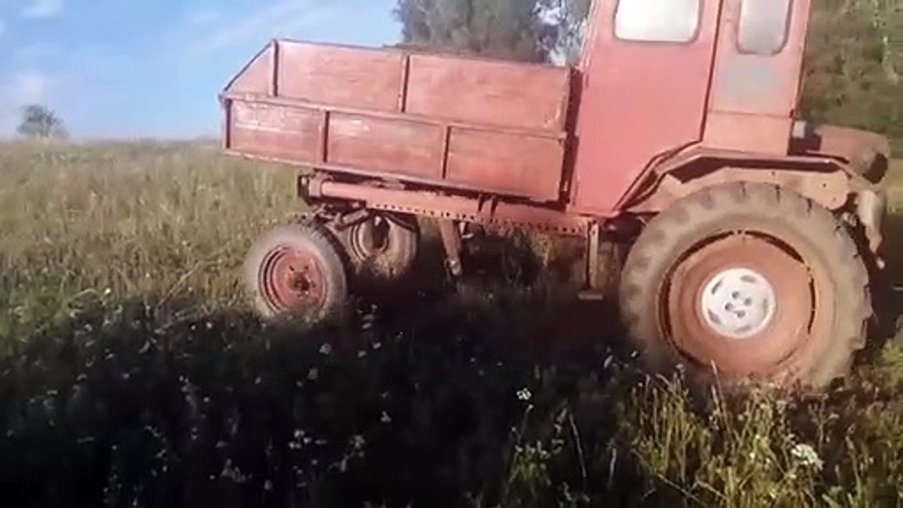 Fail : ce tracteur n'a pas réussi à tracter ce 4x4