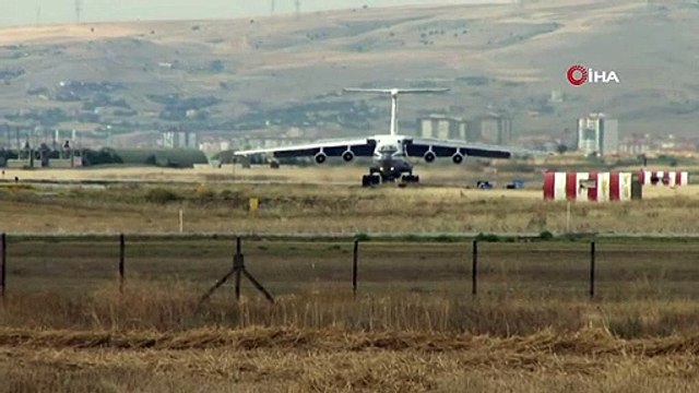 S-400 Teslimatında 14. Uçak Mürted Hava Üssü’ne İndi