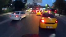 Şişli'de minibüs şoförü taksiciyi darp etti