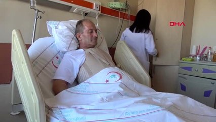 İZMİR BİRİNCİ OLAN GENÇ DOKTORUN BABASI MEZUNİYET TÖRENİNDEN SONRA KALP KRİZİ GEÇİRDİ