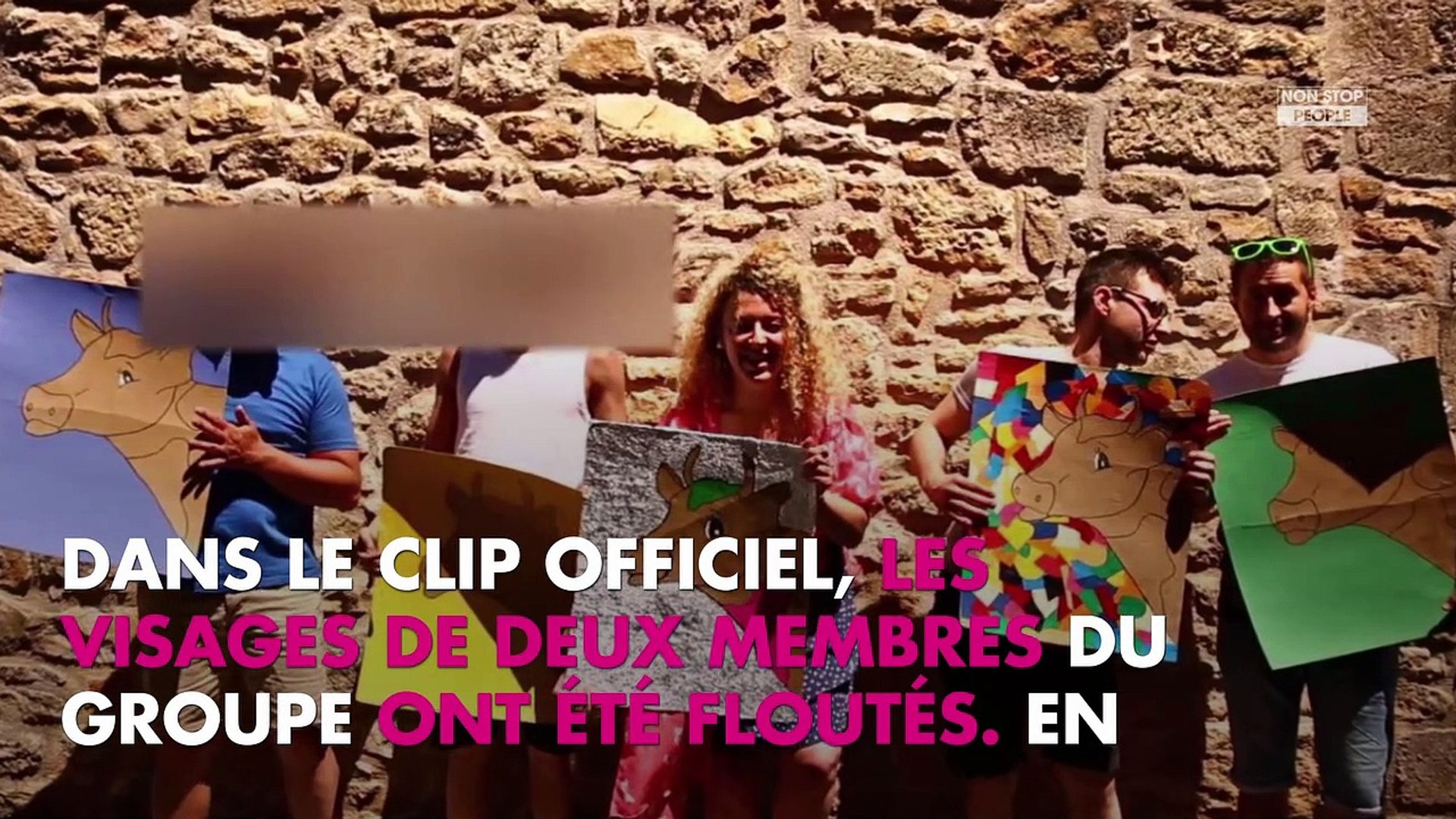 Trois Cafes Gourmands Le Groupe Contraint De Flouter Son Clip La Raison Devoilee Video Dailymotion