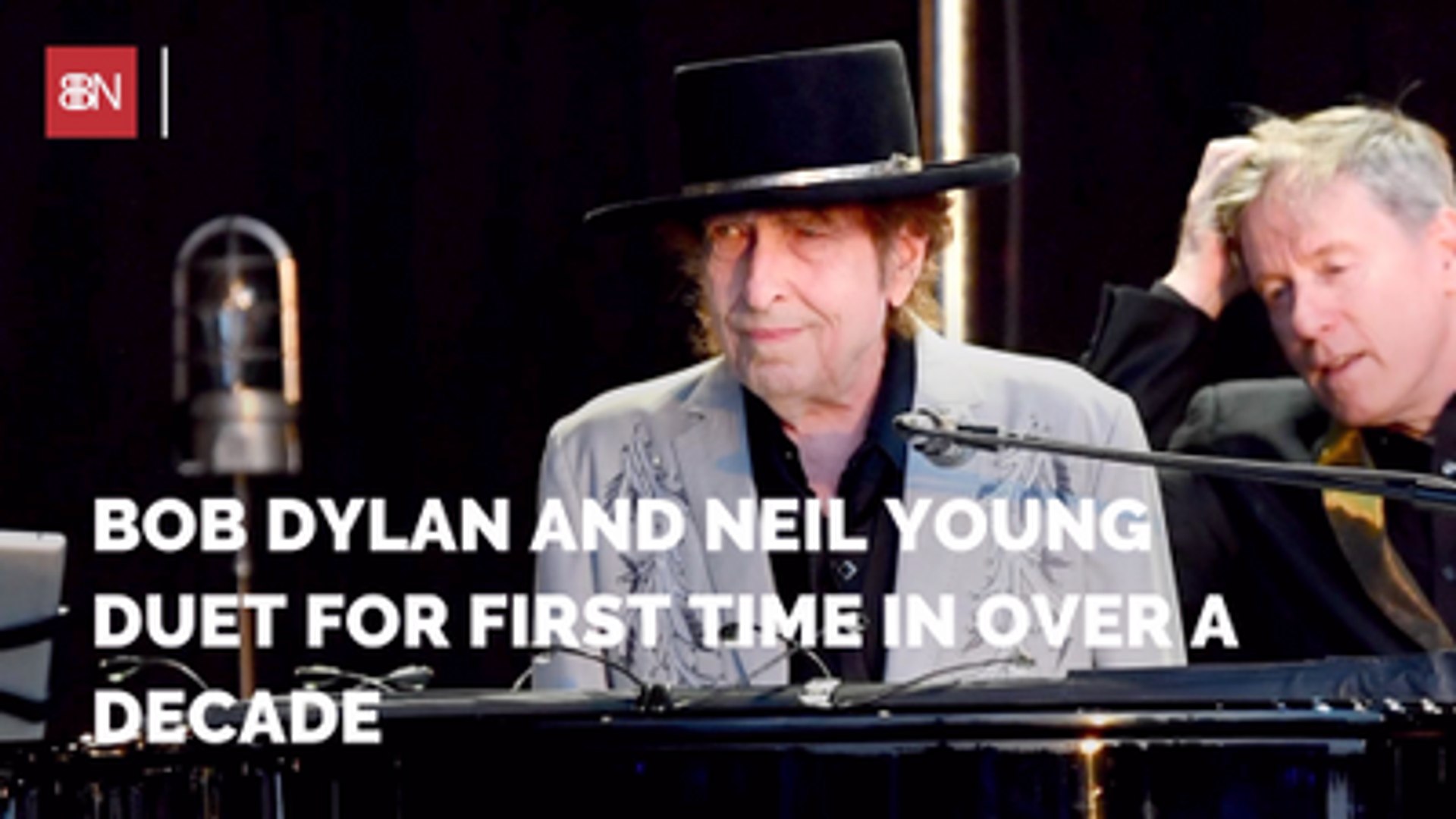 ⁣Bob Dylan And Neil Young Perform Together