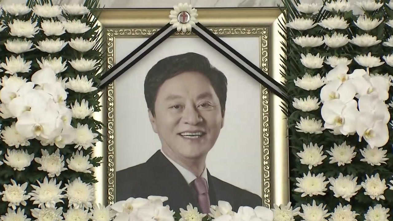 故 정두언 전 의원 빈소 마련...MB "참 안타깝다" / YTN