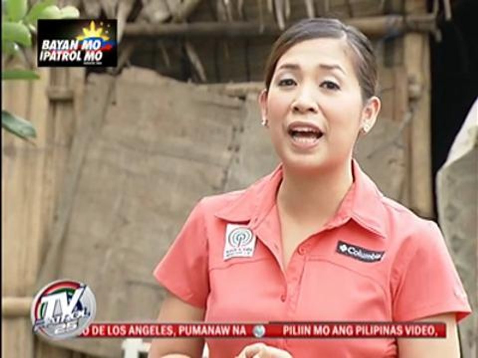 Junk collector's daughter graduates as magna cum laude