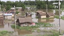 الفيضانات تدمر المنازل وتحاصر السكان في ولاية بيهار الهندية