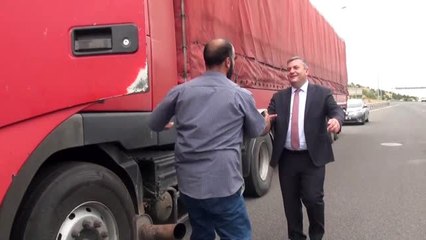 Başkan Demirbaş, duyarlı şoförü ödüllendirdi