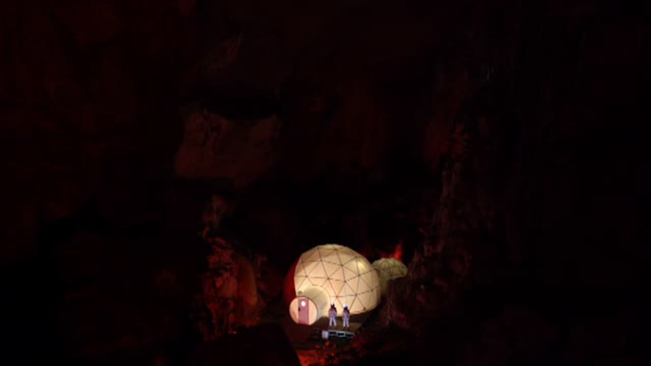 Una empresa simula las condiciones de Marte en una cueva de Arredondo