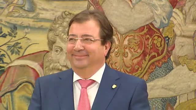 El Rey recibe a Fernández Vara en el Palacio de La Zarzuela