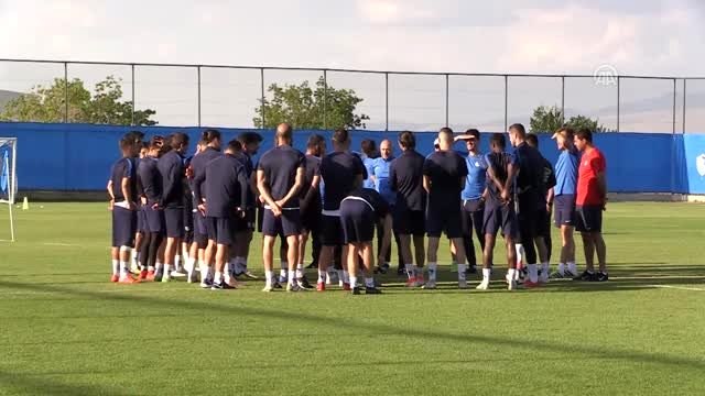 Süper Lig'e yükselmek istiyoruz