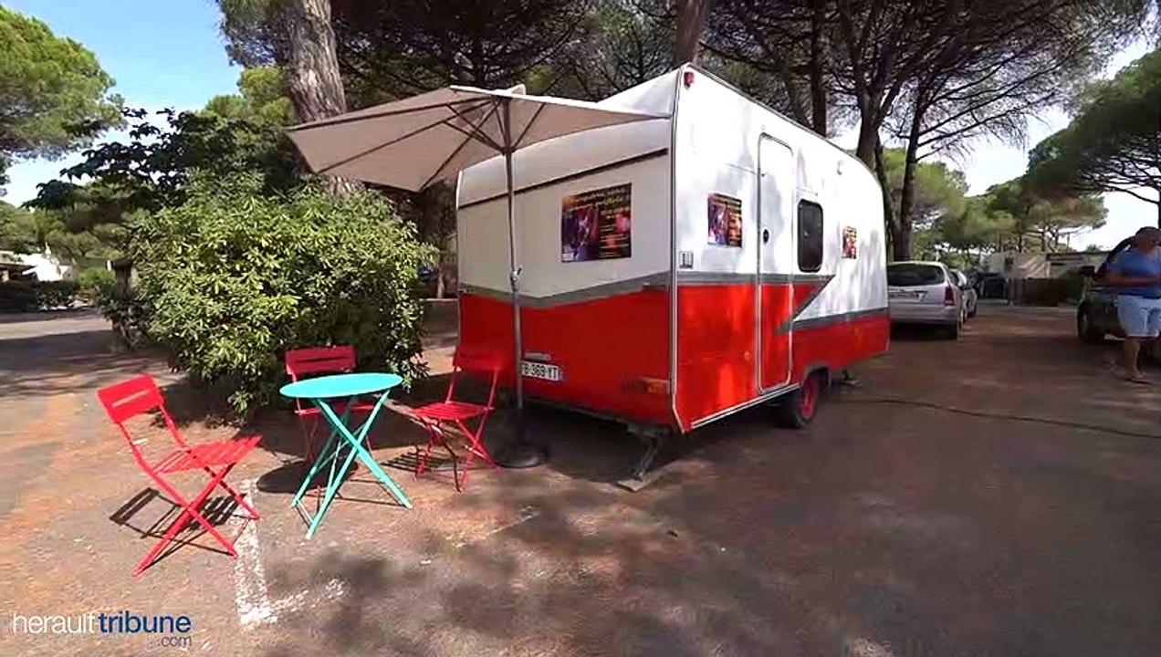 INSOLITE - Une régie mobile est installée au sein d'une caravane aménagée