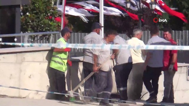 Tekirdağ Büyükşehir Belediyesi yapımı tamamlanmayan meydanın açılışını yaptı