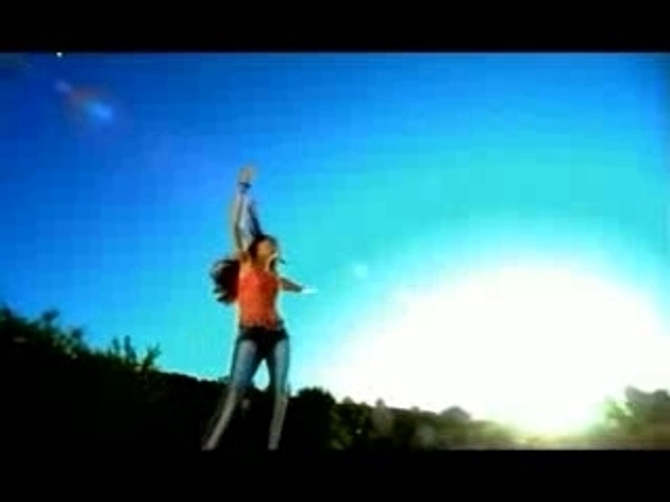 Yildiz Tilbe - Yürü Anca Gidersin by Aluxton