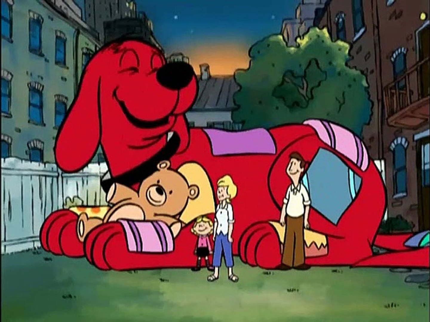 Clifford el gran perro rojo - El crecimiento de Clifford - Español Latino -  Vídeo Dailymotion