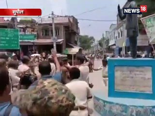 छात्रवृत्ति के लिए प्रदर्शन कर रहे स्कूली छात्रों पर पुलिस ने बरसाई लाठियां, कई चोटिल