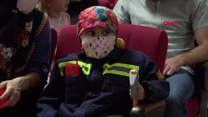 İZMİR HASTA ÇOCUKLAR İTFAİYECİ OLDU