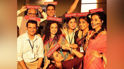 Akshay Kumar shares a glimpse of Mission Mangal characters with designations | FilmiBeat