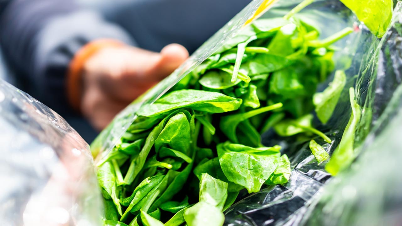 Wie gesund sind Fertigsalate wirklich?