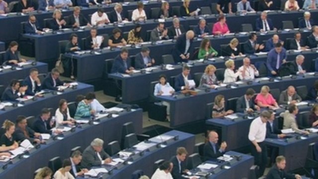 European Parliament calls on EU to impose more sanctions on Venezuela
