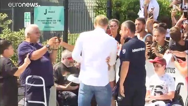Calcio: De Ligt ha firmato il contratto con la Juventus
