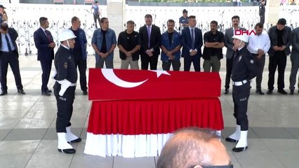 ERBİL'DE YAŞAMINI YİTİREN DİPLOMAT SON YOLCULUĞUNA UĞURLANIYOR-1