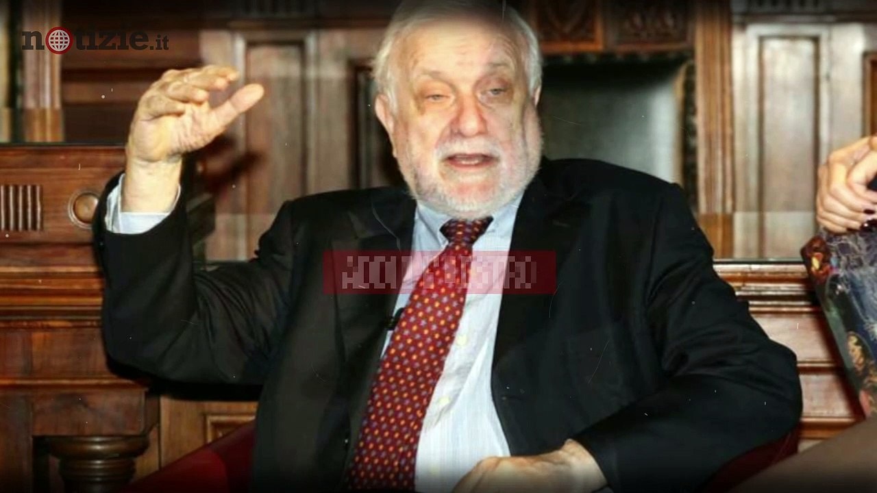 Luciano De Crescenzo è morto all'età di 90 anni: addio al maestro partenopeo | Notizie.it