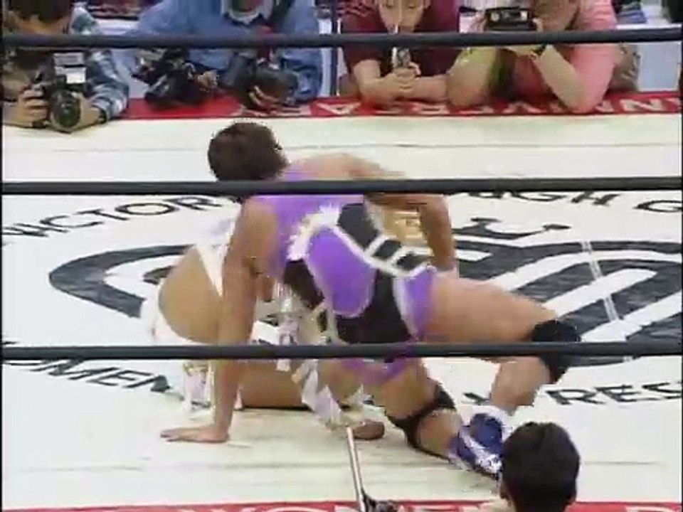 Akira Hokuto vs. Shinobu Kandori (12-06-93)