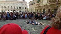 Avignon : il réalise salto au-dessus de onze de personnes