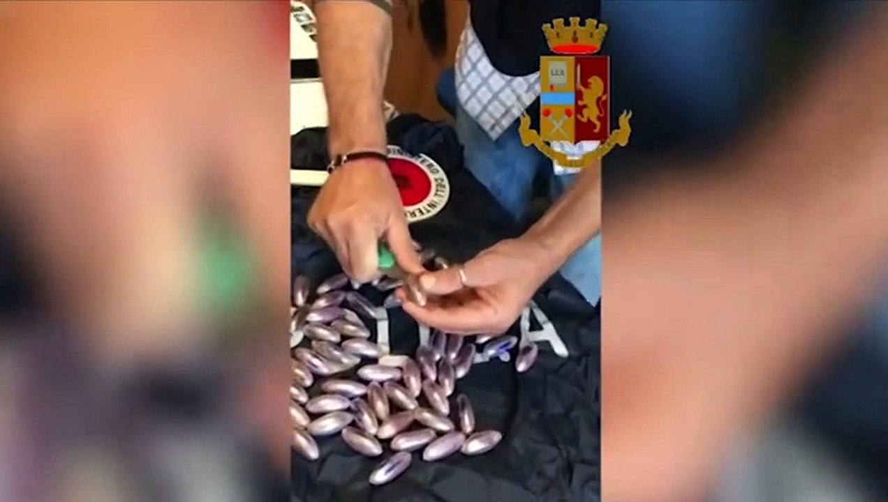 Arezzo - Sequestrati 60 ovuli di hashish charas (18.07.19)