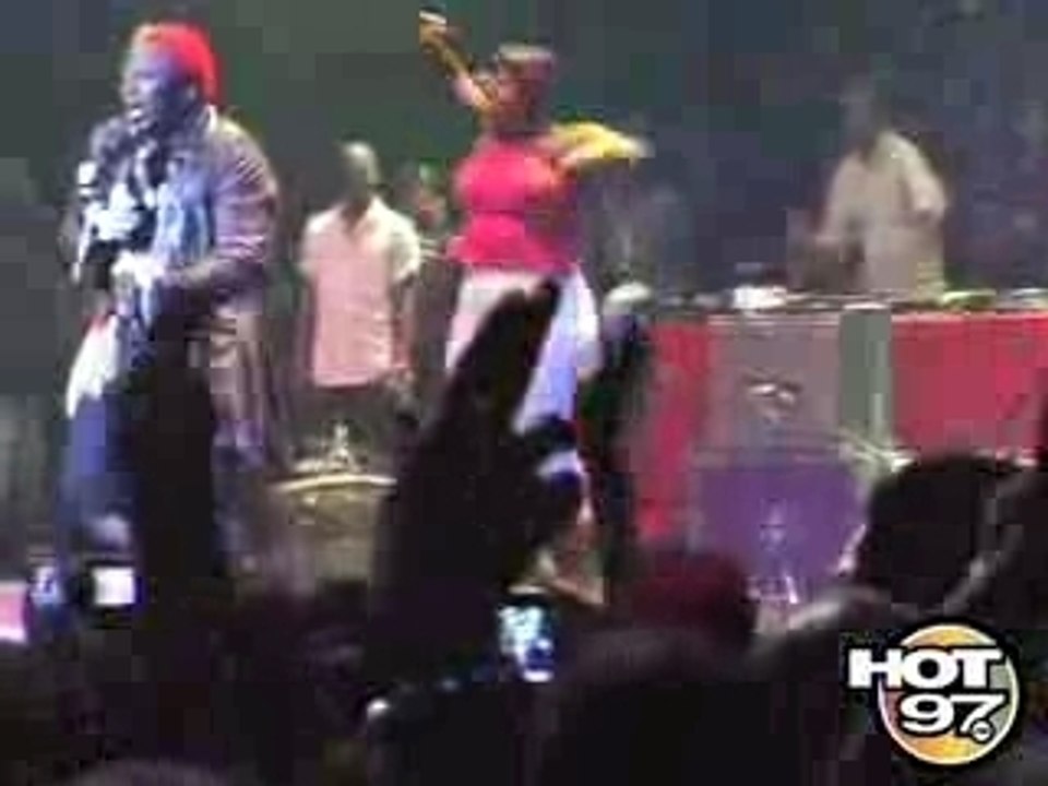 HOT 97- On Da Reggae Tip w Elephant Man and Chris Brown