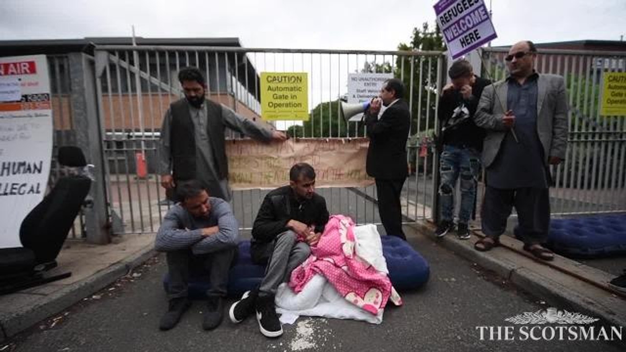 Angry afghan protest Glasgow
