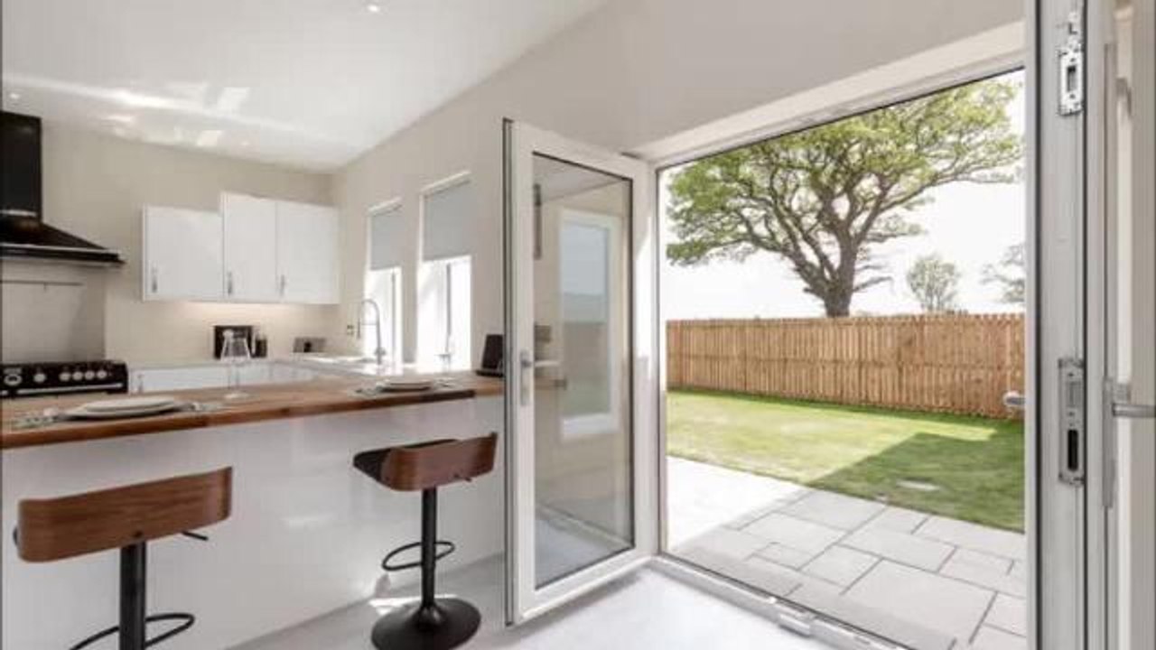 Falkirk property - The Oaks