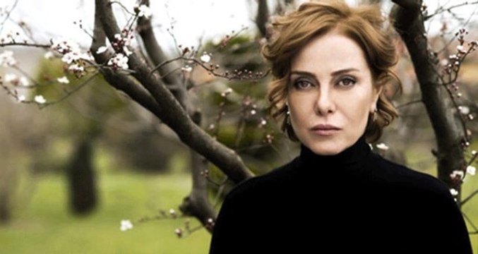 Sanatçı Zuhal Olcay'a Cumhurbaşkanı Erdoğan'a hakaret ettiği gerekçesiyle aldığı hapis cezası onandı!