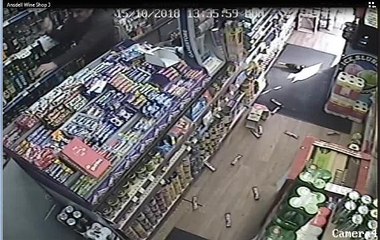 Blackpool shop robbery bid