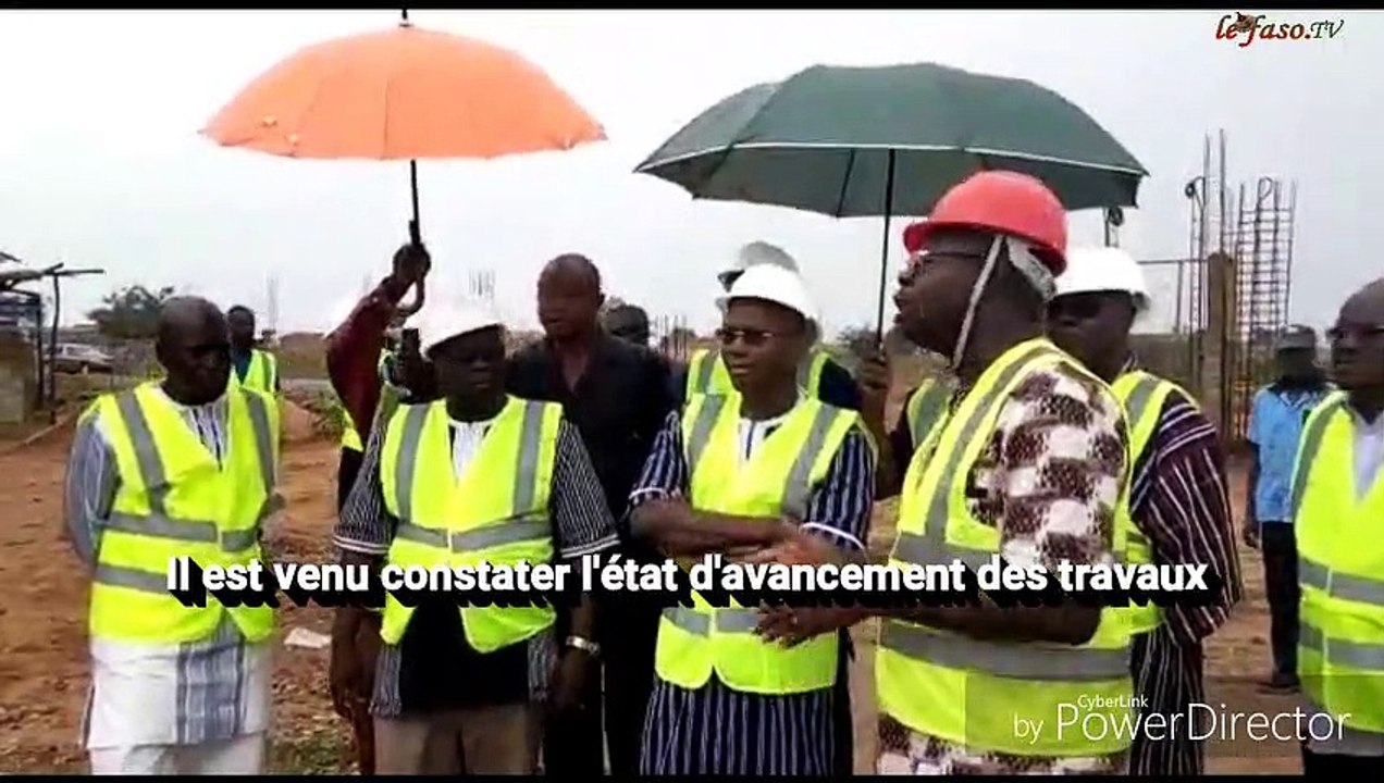 Lycée scientifique national de Ouagadougou  Le ministre de l’Éducation nationale sur le chantier des travaux