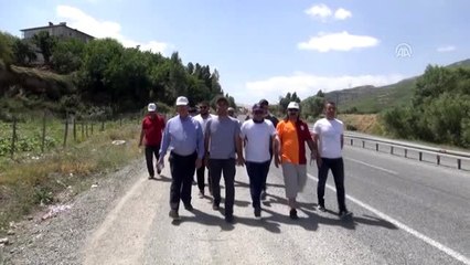 Van Gölü'ne dikkat çekmek için yürüyorlar