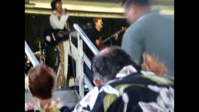 Raymond Michaels as Elvis Presley Cypress Concert Green 2010 part 1
