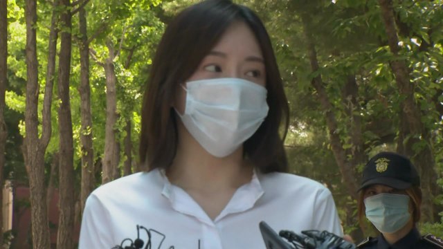 '마약 투약' 황하나 구치소 석방... 반성하며 선행 / YTN