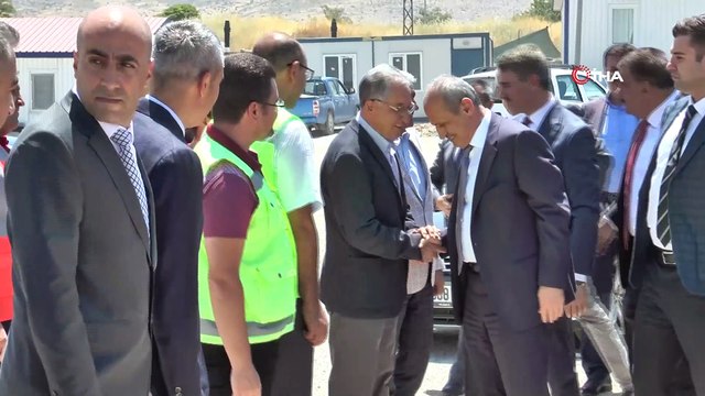 Ulaştırma ve Altyapı Bakanı Turhan Malatya’da
