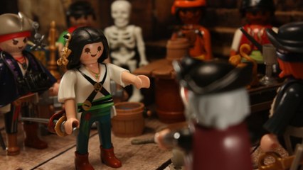 LE PÈRE NOËL CHEZ LES PIRATES (Film Playmobil Stop Motion)