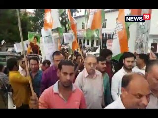 सोनभद्र हिंसा : प्रियंका गांधी को रोके जाने के विरोध में प्रदेश कांग्रेस का प्रदर्शन