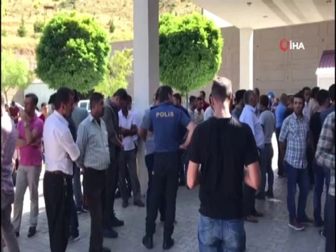 Makam aracına roketli saldırı düzenlenen binbaşı şehit düştü