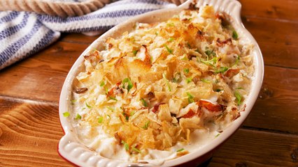 Hot Cheesy Lobster Dip Is The Dip Of The Summer