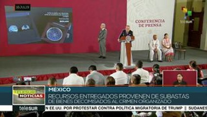 Download Video: AMLO entrega recursos a 2 de los municipios más pobres de México