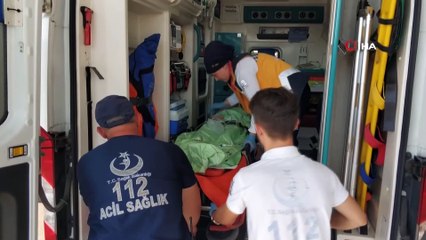 Kayalıklardan denize düşen kızı vatandaşlar böyle kurtardı