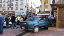 Tosya'da trafik kazası... Araç çeşmeye çarparak durabildi