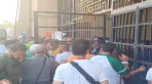 CAN 2019 - Les fans algériens forcent l'entrée dans le stade