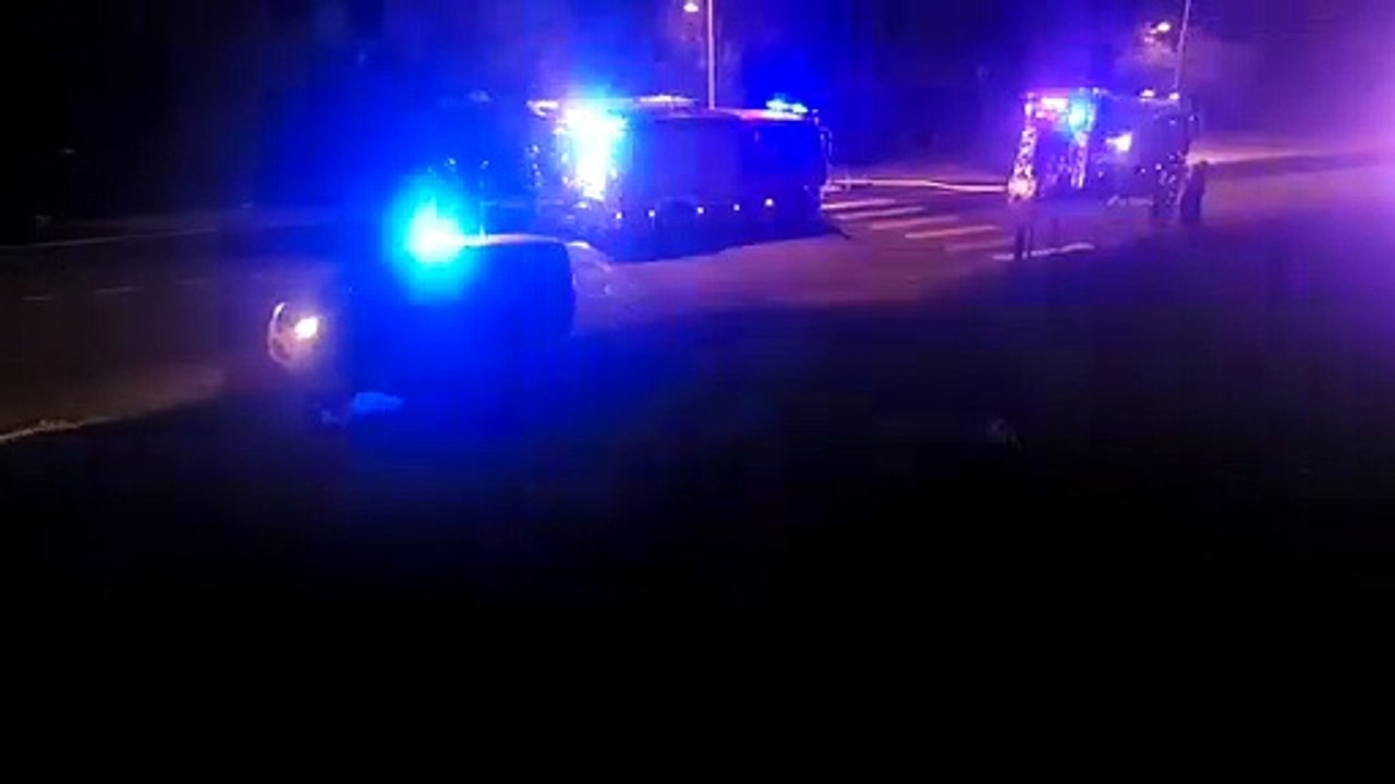 L'intervention des pompiers sur l'incendie au 18e étage d'un immeuble aux Minguettes,  à Vénissieux.