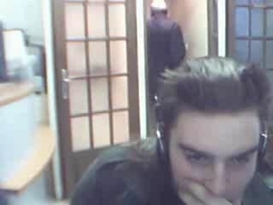 Shut up shut up SHUT UP!!!