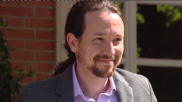 Pablo Iglesias da un paso atrás en sus exigencias para formar un gobierno de coalición