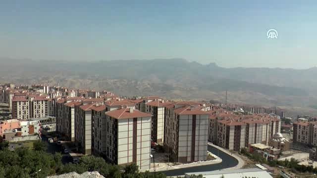 Teröristler yıktı, devlet sıcak yuvaya kavuşturdu (1)